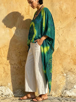 Women‘s Boho Green Tie Dye Swirl Print Oversized Batwing Kaftan Top